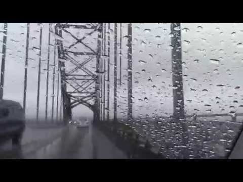 Driving from Lincoln City to Newport Oregon in the rain