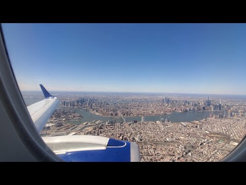Landing at LaGuardia Airport, New York City | JetBlue...