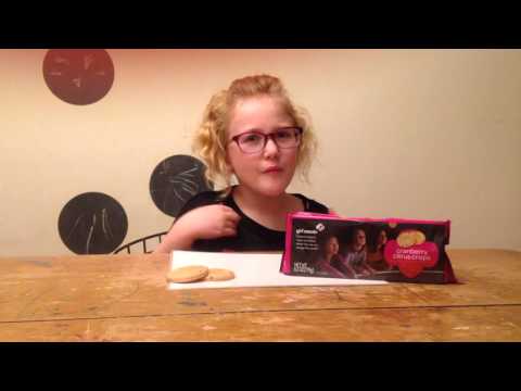 ASL Girl Scout cookie review 'Cranberry Crisp'
