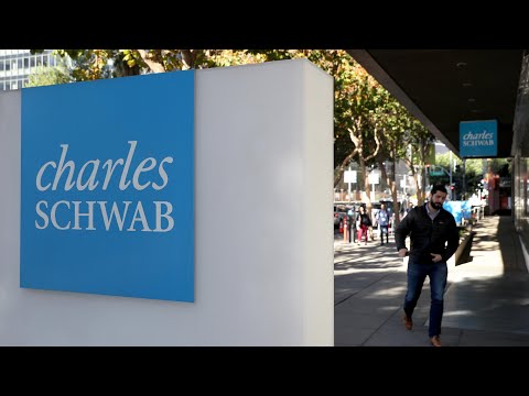 Why Charles Schwab Is Letting Customers Trade for Free