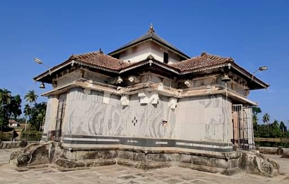 Temple-Architecture | Varanga Kere Basadi 