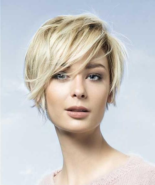 Featured Photo of Short Hairstyles For Women With A Round Face