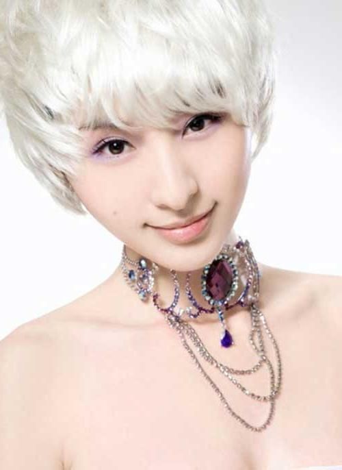 Featured Photo of Cute Short White Hairstyles For Korean Girls