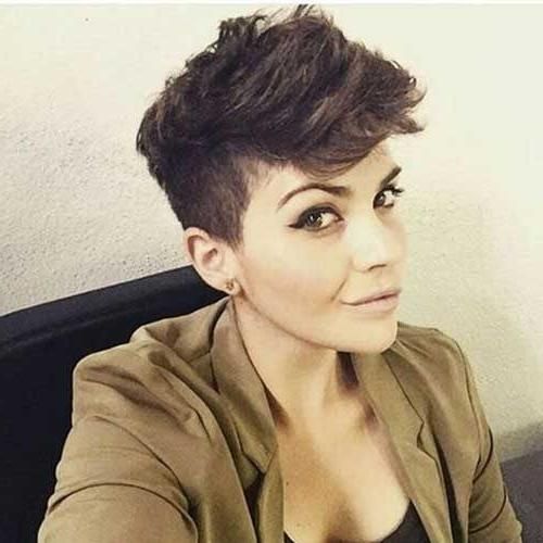 Featured Photo of Thick Hair Pixie Haircuts