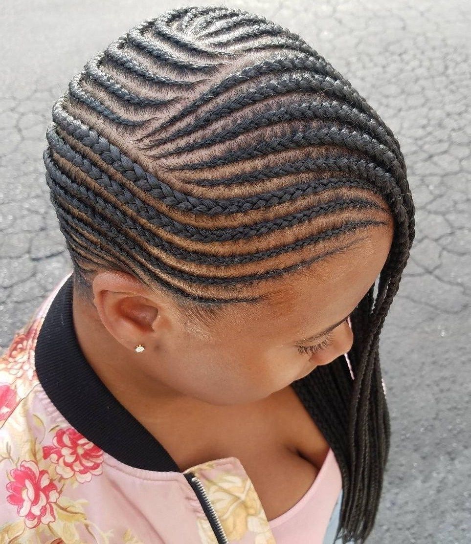 Featured Photo of Dynamic Side Swept Cornrows Hairstyles