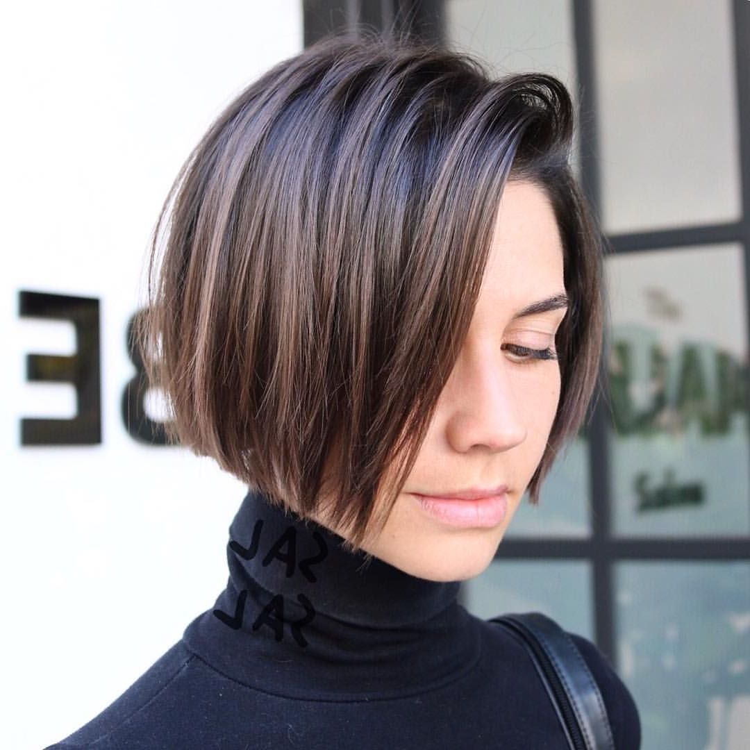 Featured Photo of Southern Belle Bob Haircuts With Gradual Layers