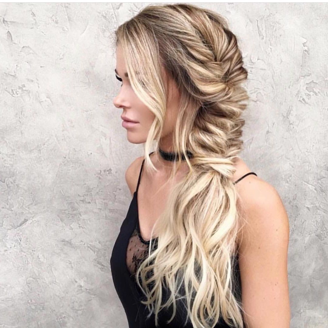 Featured Photo of Messy Side Fishtail Braid Hairstyles