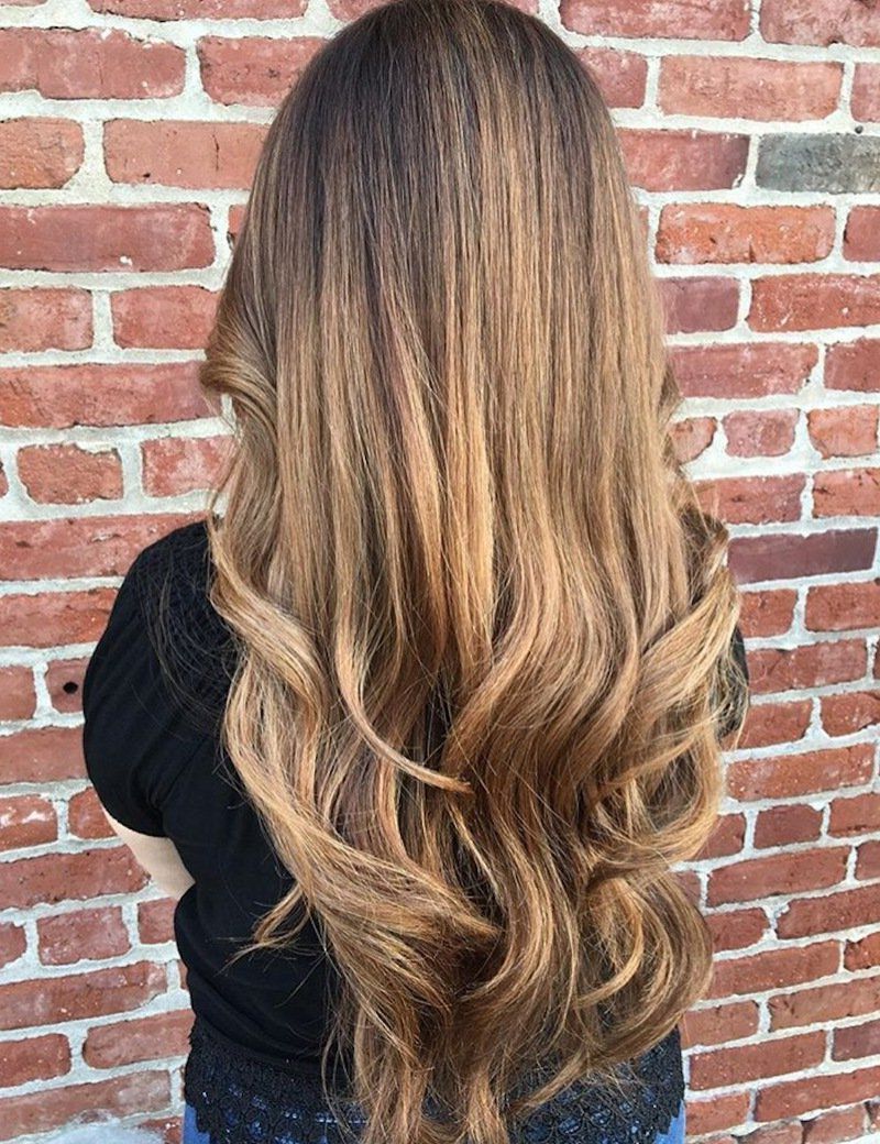 Featured Photo of Natural Looking Dark Blonde Balayage Hairstyles