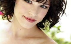 Short Hair Styles for Thick Wavy Hair