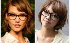 Medium Haircuts for Women Who Wear Glasses