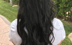 Simple Loose Black Waves Hairstyles
