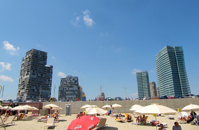 Llevant – самый дальний песчаный пляж Барселоны