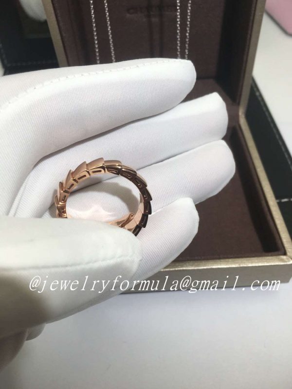 Customized Jewelry:Bvlgari Serpenti one-coil ring in 18kt rose gold, set with pavé diamonds on the head