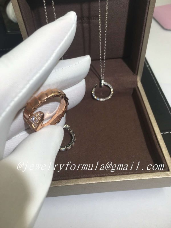 Customized Jewelry:Bvlgari Serpenti one-coil ring in 18kt rose gold, set with pavé diamonds on the head