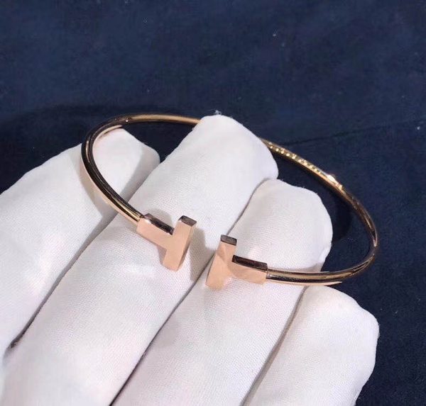 Customized JewelryTiffany 18k Rose Gold T Wire Bracelet