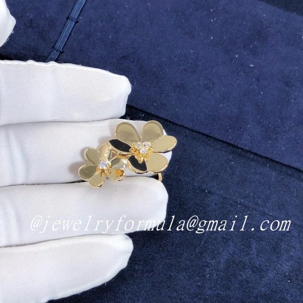 Customized JewelryVan Cleef & Arpels 18K Yellow Gold Diamond Frivole Between The Finger Ring VCARB67600