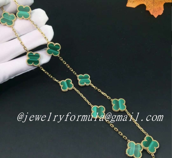 Customized JewelryVan Cleef & Arpels 18K Yellow Gold Vintage Alhambra Malachite 10 Motif Necklace VCARO3QJ00