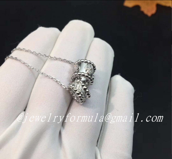 Customized JewelryVan Cleef & Arpels Perlée Clovers Pendant 18K White Gold Diamonds VCARO3YG00