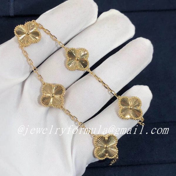 Customized JewelryVan Cleef & Arpels Vintage Alhambra 5 Motifs Guilloché Yellow Gold Bracelet VCARP3JK00