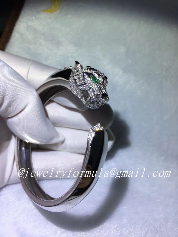 Customized Jewelry:CLASSIC PANTHÈRE DE CARTIER BRACELET WHITE GOLD, DIAMONDS, EMERALDS, ONYX