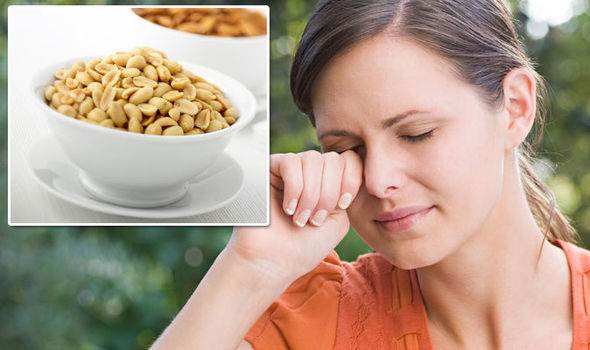 f you are a nut-allergy! Don't Eat too much cashew nuts, it may be dangerous!