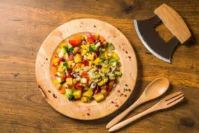 ulu knife with bowl