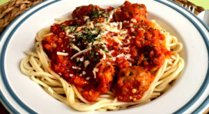 Spaghetti con le polpettini - A Tavola con il conte