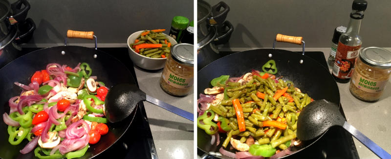 mezclamos las verduras cocidas en el wok