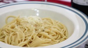 Spaghetti Cacio e Pepe - La mesa del Conde