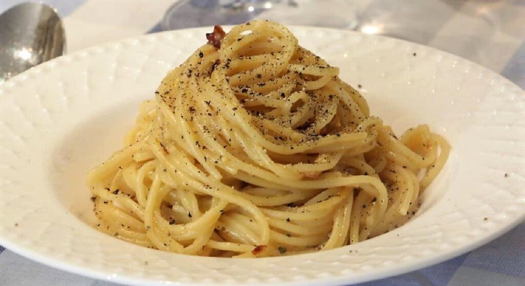 Spaghetti carbonara - La mesa del Conde