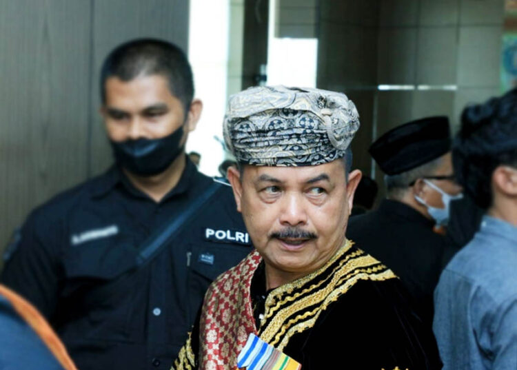 Langgam.id - Ketua PB PGAI, Fauzi Bahar angkat bicara soal kasus penganiayaan kepala SMA Dr. H. Abdullah Ahmad PGAI Padang, Yunarlis.