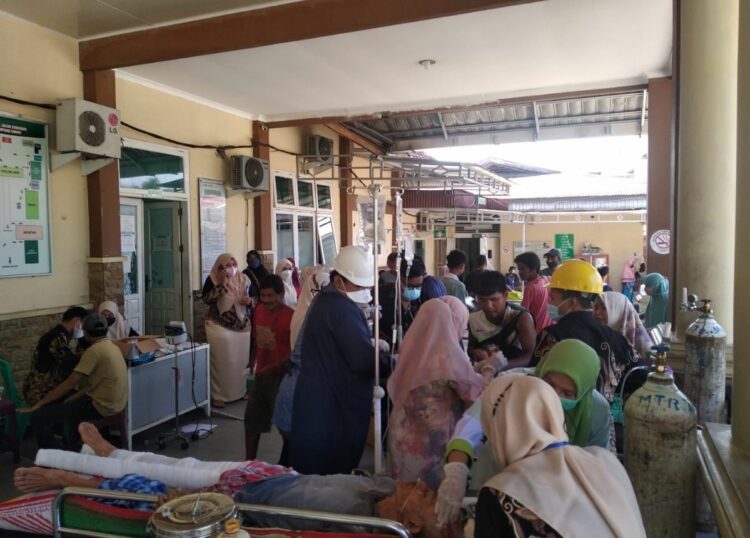 Berita Pasaman Barat - berita Sumbar terbaru dan terkini hari ini: Korban dampak gempa mulai berdatangan ke Rumah Sakit Yarsi Pasaman.