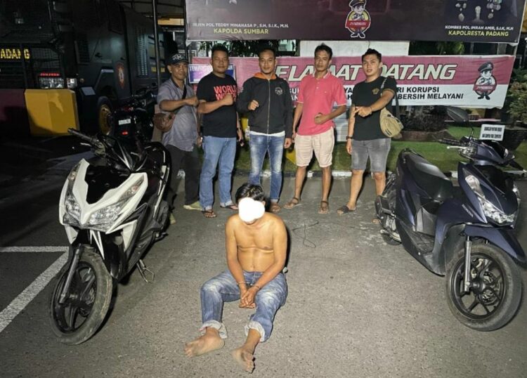 Berita Padang - berita Sumbar terbaru dan terkini hari ini: Pelaku curanmor berhasil diringkus Tim Klewang Polresta Padang di Kuranji.