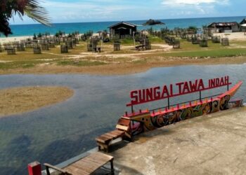 Bergerak Swadaya, Wisata Pantai Suta di Pesisir Selatan Terus Disolek