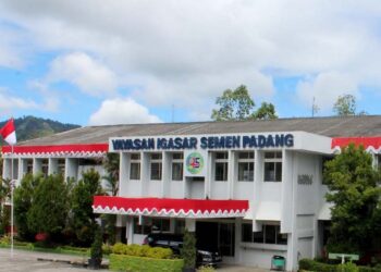 Langgam.id - Akibat tak indahkan kerjasama dengan masyarakat Nagari Pauh V, Yayasan Igasar Semen Padang diadukan ke DPRD.