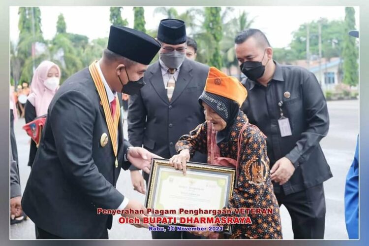 Telah berpulang kerahmatullah Ibu Mariah Kabatiah, veteran pejuang kemerdekaan asal Kabupaten Dharmasraya pada 11 Maret 2022.
