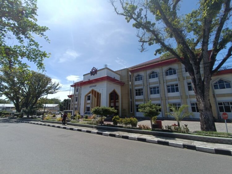 Gedung Rektorat UIN Imam Bonjol Padang. Foto: Nandito/Langgam.id