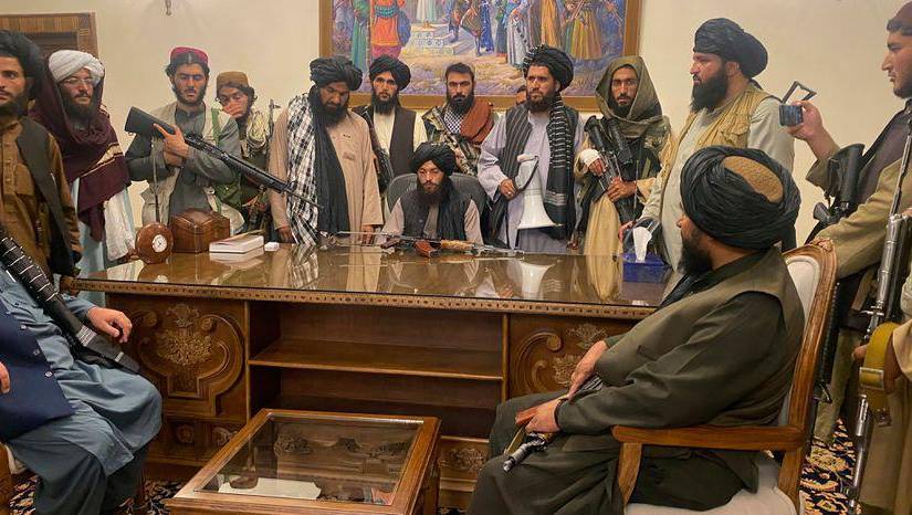 Talibanes confiscan US$ 6 millones y barras de oro