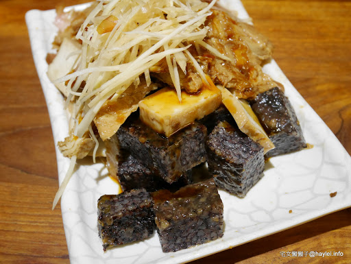 雙月食品社 養生美食台大醫院 湯清味美，料多到滿出來的捷運善導寺站附近的平價藥膳溫補首選！非凡電視推薦！外帶去探病或回家吃都很棒～超推麻油雞麵線、虱目魚肚蛤蜊雞湯、各式滷透透滷味跟肥嫩美味鮮蚵！ 中式料理 保養品分享 健康養身 飲食集錦 