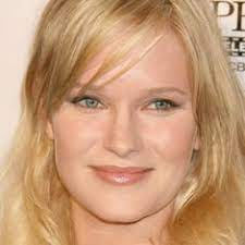 Nicholle Tom Net Worth, Income, Salary, Earnings, Biography, How much money make?