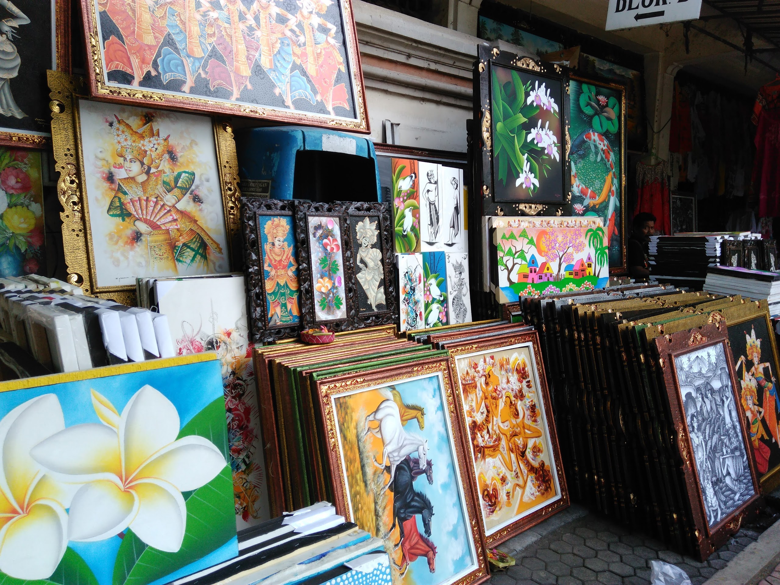 Apa Kabar Pasar Seni Sukawati Bali - Lukisan bali murah meriah #lukisan #bali #murah #meriah Apa Kabar Pasar Seni Sukawati Bali, Lukisan bali murah meriah