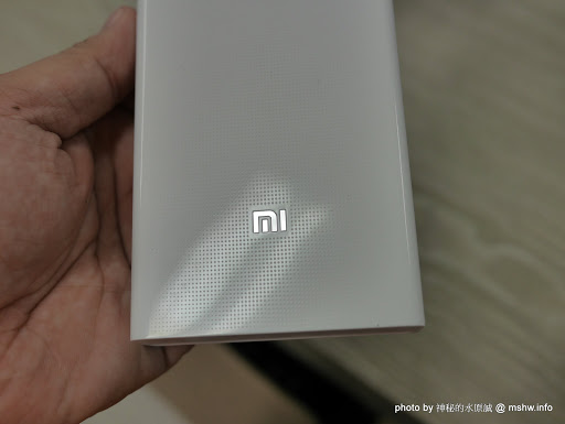 【數位3C】飄洋過海的大容量小米行動電源20000 mAh - Mi Power Bank YDDYP01 : 實在的容量與QC2.0快充設計 3C/資訊/通訊/網路 行動電話 