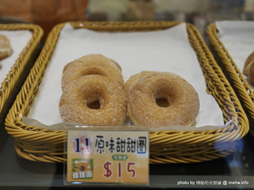 【食記】台中Siang Ning Beike Lemon Donuts 香檸貝克甜甜圈專賣-北屯同心店@北屯東山路 : 環境寬敞舒適, 甜點口感依舊, 還有新產品等著你喔!! 下午茶 北屯區 區域 午餐 台中市 台式 晚餐 甜點 糕餅烘培 西式 輕食 飲食/食記/吃吃喝喝 
