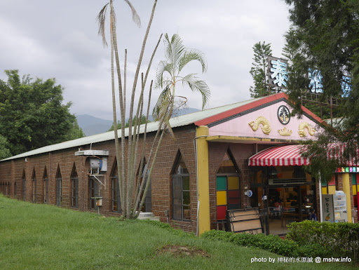 【景點】【住宿】南投Atayal Resort 泰雅渡假村-2015夏日風情季@國姓北港溪溫泉 : 輕鬆寫意,悠哉體驗賽德克文化! 住宿 區域 南投縣 國姓鄉 新聞與政治 旅行 旅館 景點 渡假村 溫泉 試吃試用業配文 