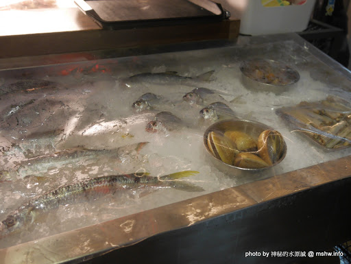 【食記】台中澤多海鮮燒烤板屋Sawata@西區英才公園-捷運BRT中正國小 : 口味一定, 質感路線日式燒烤居酒屋 串燒 區域 台中市 宵夜 居酒屋 捷運美食MRT&BRT 日式 晚餐 海鮮 火鍋/鍋物 燒烤/燒肉 西區 酒類 飲食/食記/吃吃喝喝 