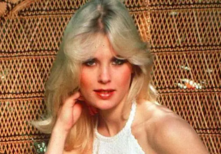 Dorothy Stratten Age, Wikipedia, Biography Net Worth, Married, Husband, Death Cause Dorothy Stratten Age, Wikipedia, Biography Net Worth, Married, Husband, Death CauseDorothy Stratten Age, Wikipedia, Biography Net Worth, Married, Husband, Death Cause