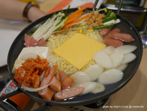 【食記】台中Omaya 乳溝起司春川炒雞-台中崇德店@北區 : 噢媽呀還是麻藥瘋雞? 價格尚可, 口味不差, 容易吃膩的李光洙愛情鍋 北區 區域 午餐 台中市 晚餐 海鮮 炸雞 雞排 韓式 飲食/食記/吃吃喝喝 