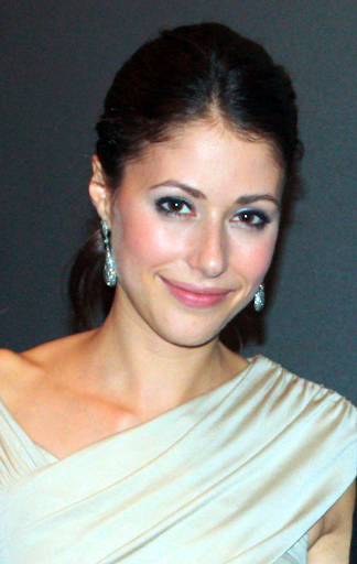 Amanda Crew Net Worth, Income, Salary, Earnings, Biography, How much money make?