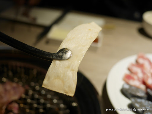 【食記】台中山鯨燒肉やきにくの專門店@北區簡愛汽車旅館 : 印月餐旅新品牌, 日韓合璧, 大份量高CP值, 滿足你對肉食的渴望!! 串燒 冰品 冰淇淋 北區 區域 台中市 和牛 宵夜 日式 晚餐 燒烤/燒肉 甜點 韓式 飲食/食記/吃吃喝喝 