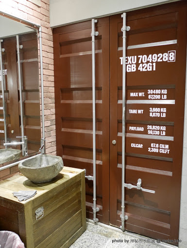 【食記】台中秋刀闘肥牛-極旨丼飯專賣店 SAURY&BEEF Restaurent＠西屯永豐棧酒店&大安公園-捷運BRT頂何厝 : 料理堅持與品質兼顧, 物超所值的海陸美味 區域 午餐 台中市 定食 捷運美食MRT&BRT 日式 晚餐 海鮮 牛排 蓋飯/丼飯 西屯區 雞排 飲食/食記/吃吃喝喝 